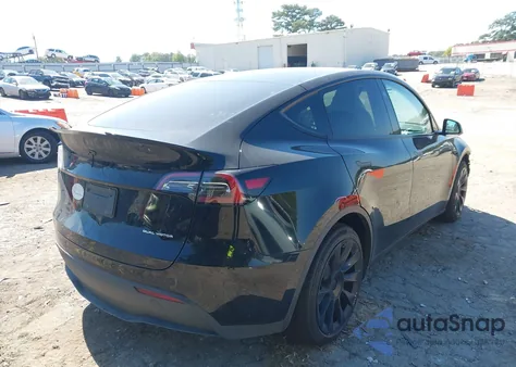 2023 Tesla Model Y Awd/Long Range Dual Motor All-Wheel Drive from USA, damaged, VIN 7SAYGDEE2PA196769